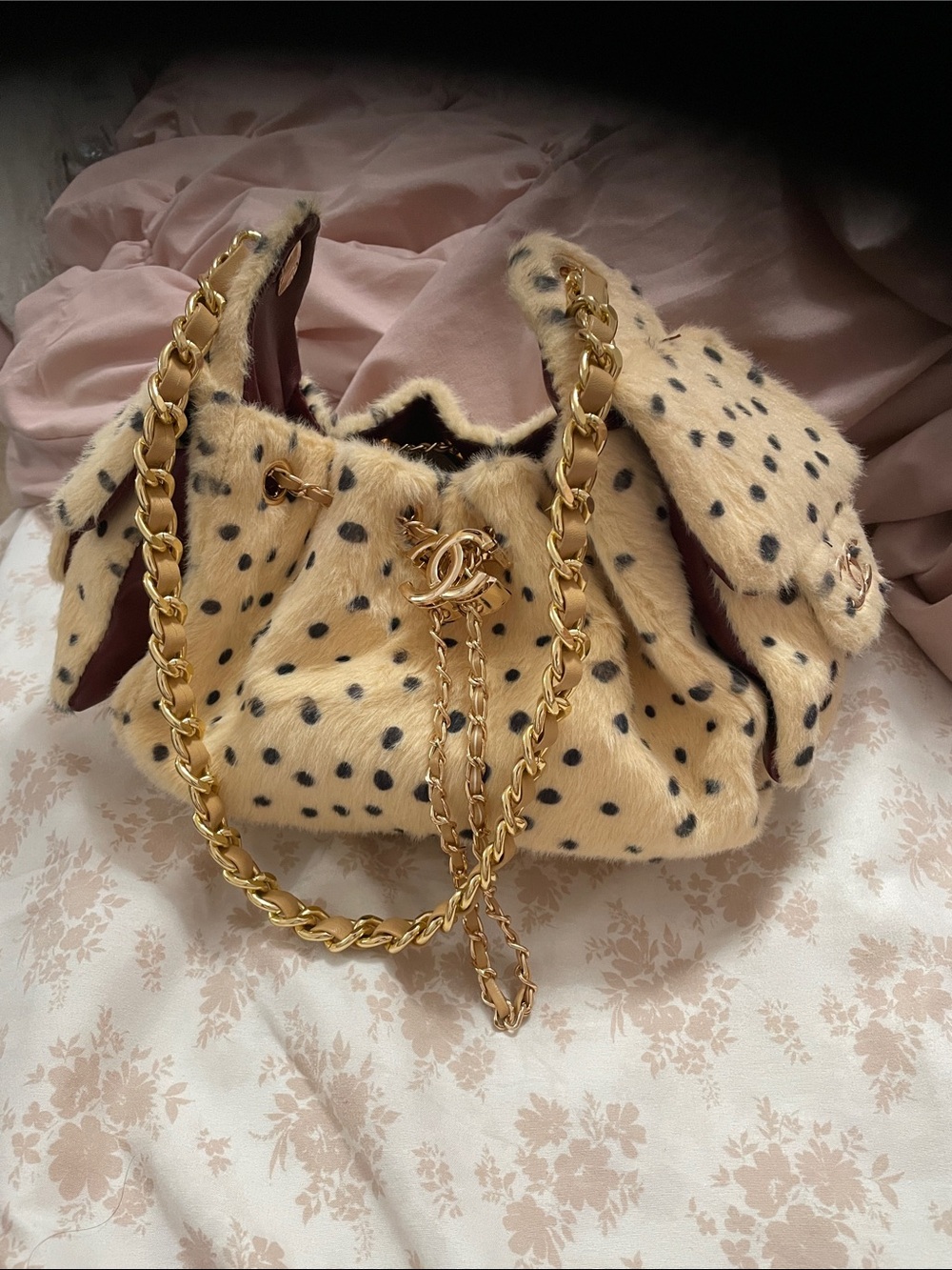 CHANEL Beige Spotted Faux-Fur Shoulder Bag with Gold Chain